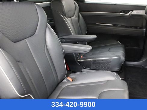 Used 2023 Hyundai Palisade SEL w/ Premium Package image 22