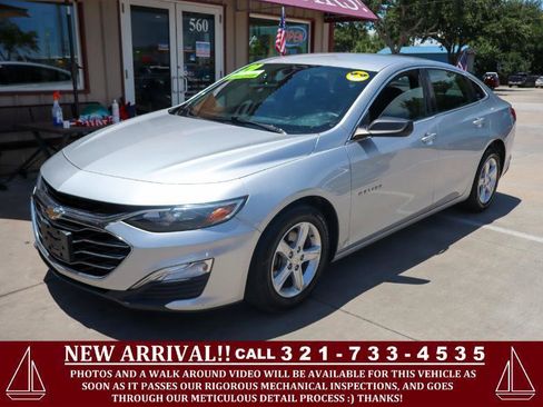 Used 2020 Chevrolet Malibu LS FWD image 1
