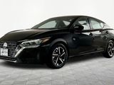 Used 2024 Nissan Sentra SV image 3