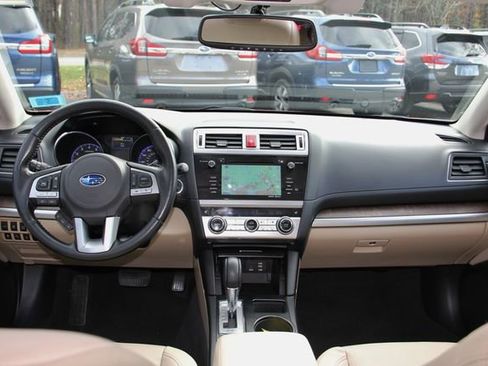 Used 2016 Subaru Outback 3.6R Limited image 32