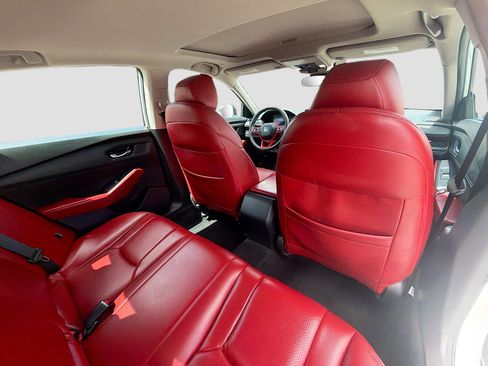 Certified 2023 Honda Accord EX image 30