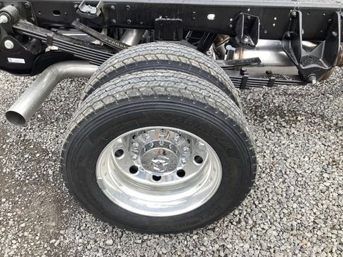 New 2026 RAM 5500 Tradesman w/ Chrome Appearance Group image 12