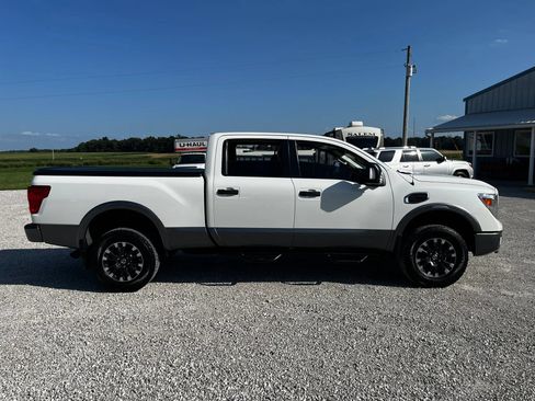 Used 2018 Nissan Titan PRO-4X w/ Pro-4x Utility Package AWD/4WD image 2