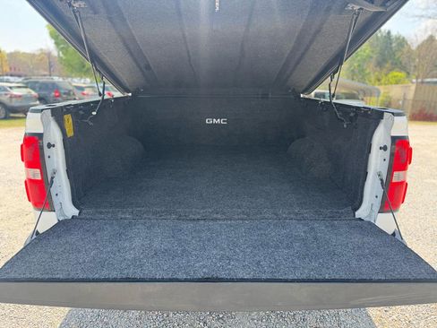 Used 2015 GMC Sierra 1500 SLT w/ SLT Crew Cab Value Package image 19