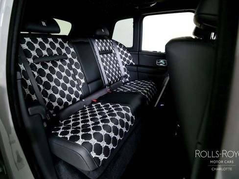 New 2026 Rolls-Royce Cullinan image 29