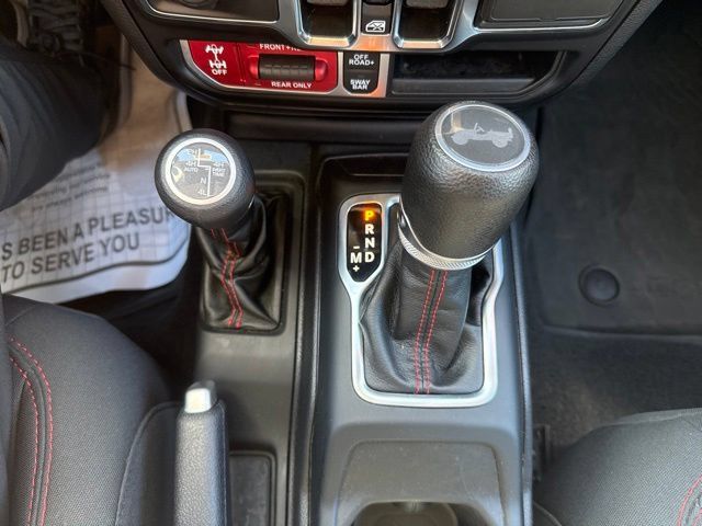 Certified 2023 Jeep Wrangler Unlimited Rubicon w/ LED Lighting Group AWD/4WD image 23