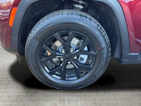 New 2026 Jeep Grand Cherokee Altitude AWD/4WD image 46