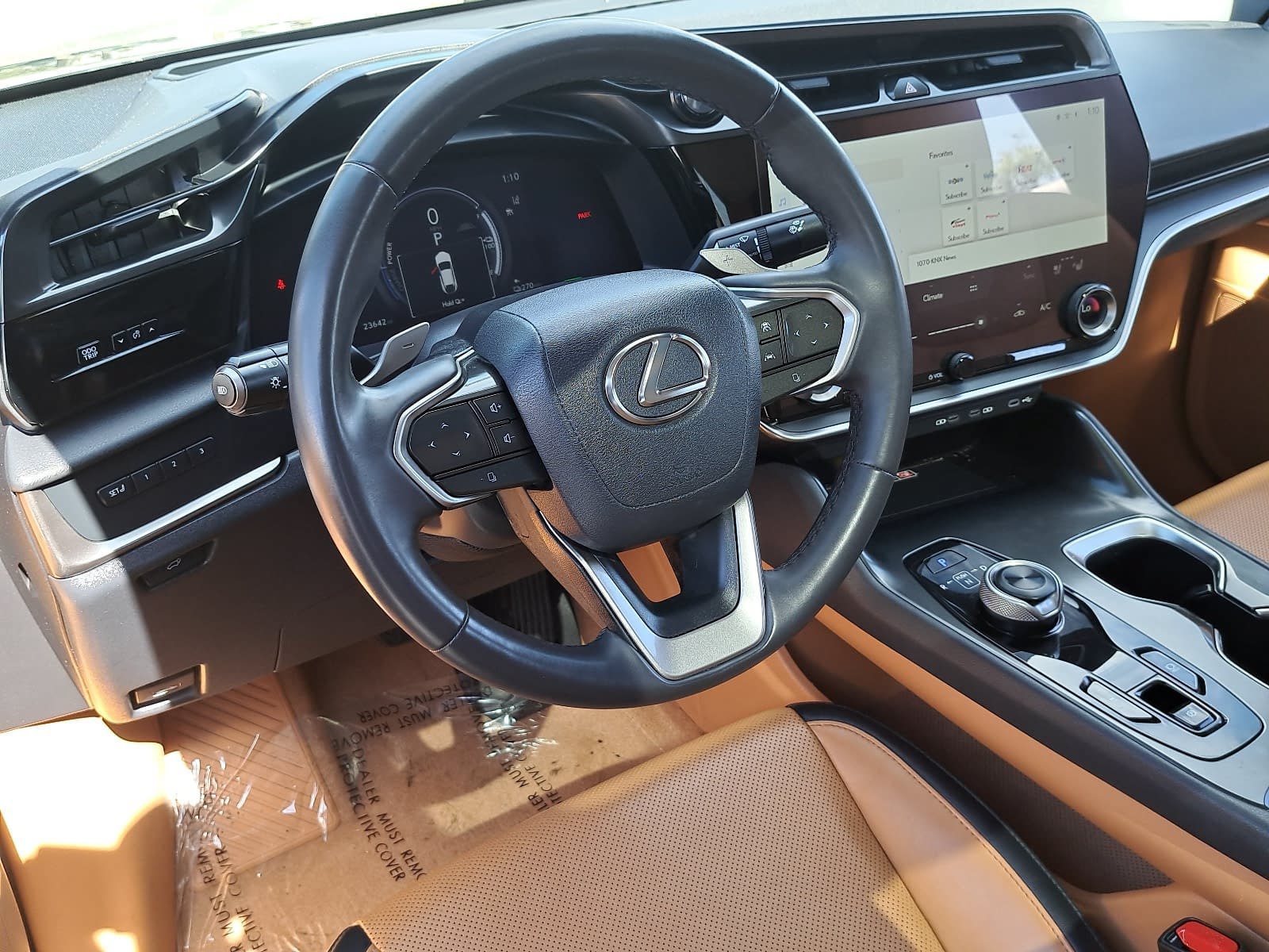 Used 2024 Lexus RZ 300e Premium w/ Technology Package FWD image 18