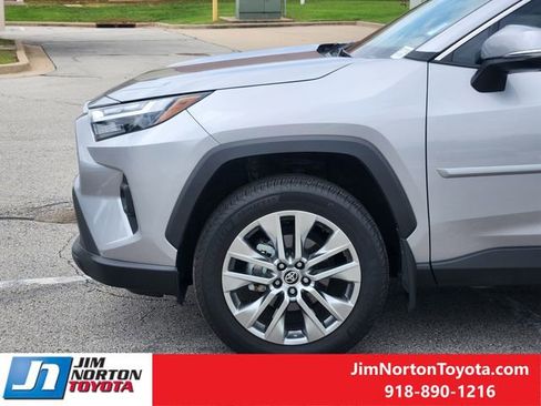 Used 2025 Toyota RAV4 XLE Premium FWD image 9