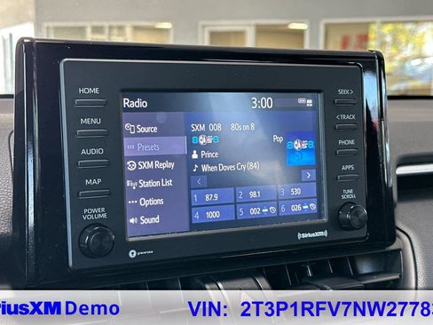 Used 2022 Toyota RAV4 XLE image 33