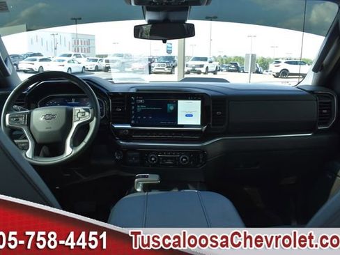 Used 2026 Chevrolet Silverado 1500 LT Trail Boss w/ Convenience Package II image 3
