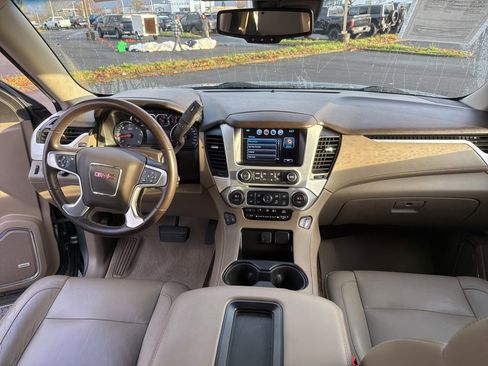 Used 2019 GMC Yukon SLT image 28
