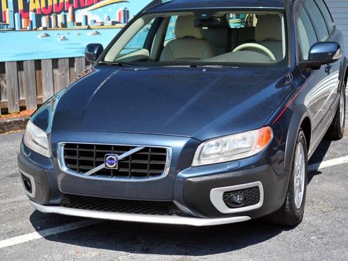 Used 2008 Volvo XC70 3.2 AWD/4WD image 4