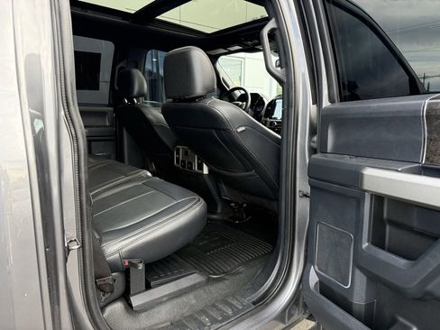 Used 2022 Ford F350 Lariat w/ Lariat Ultimate Package image 31