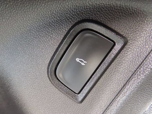 Used 2025 Chevrolet Blazer EV RS AWD/4WD image 14