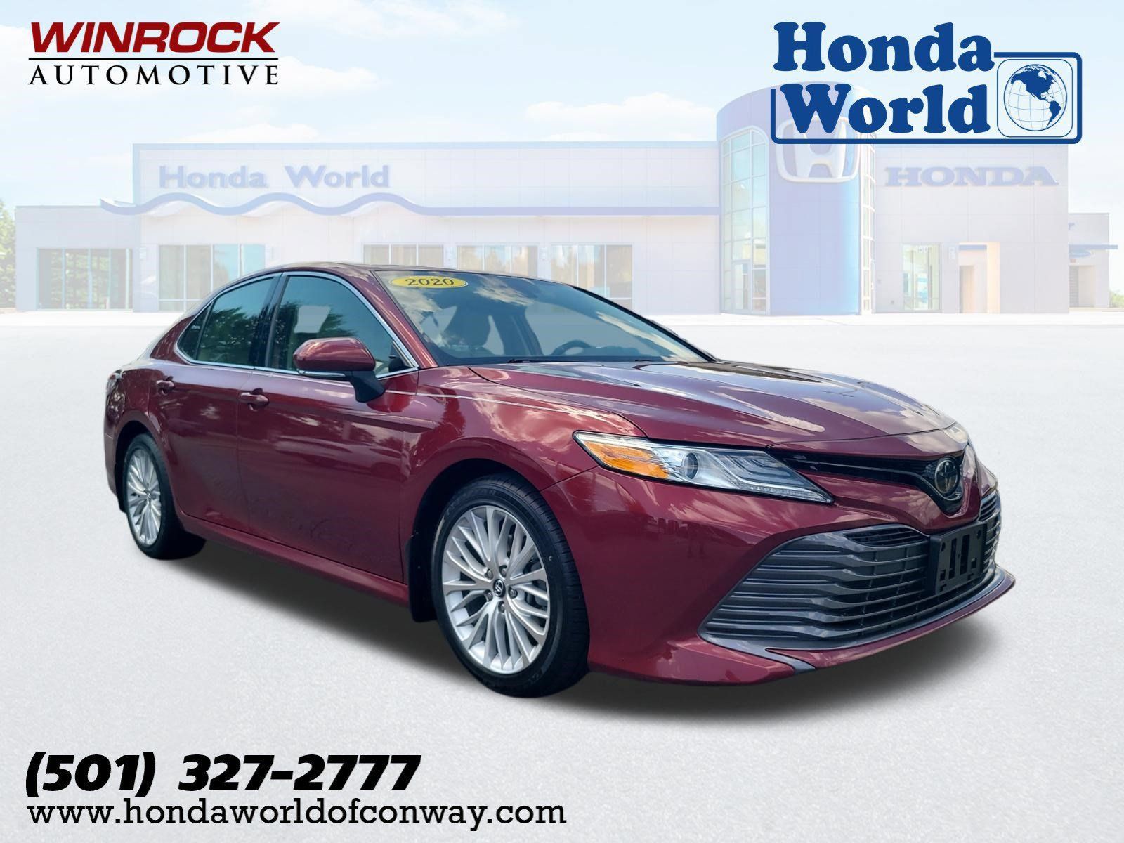 Used 2020 Toyota Camry XLE FWD image 1