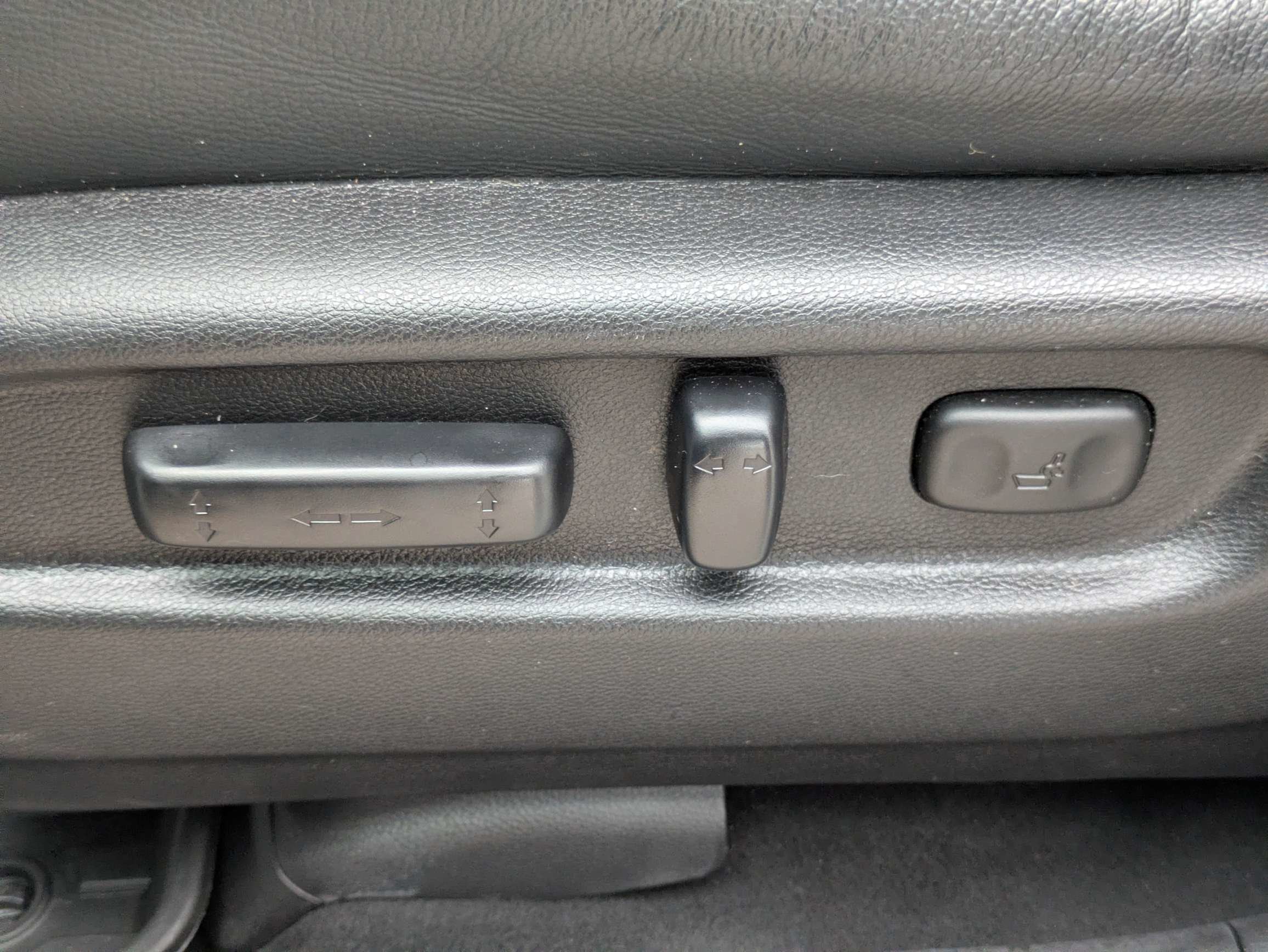 Used 2021 Honda Pilot Black Edition image 14
