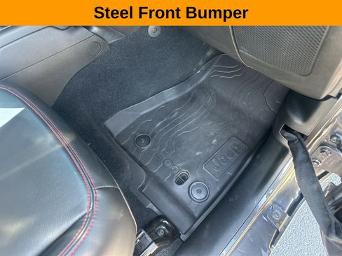 Used 2018 Jeep Wrangler Unlimited Rubicon AWD/4WD image 13