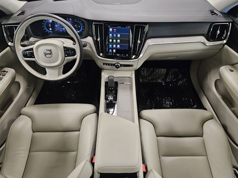 Used 2023 Volvo S60 B5 Ultimate w/ Climate Package image 13