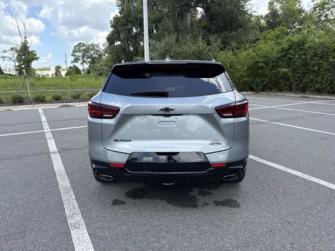 Used 2025 Chevrolet Blazer RS w/ Driver Confidence II Package FWD image 4