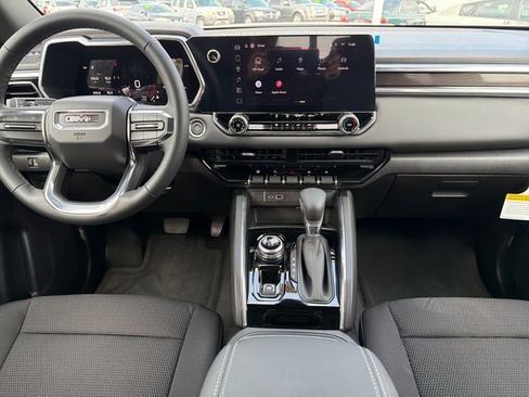 New 2026 GMC Canyon Elevation image 9