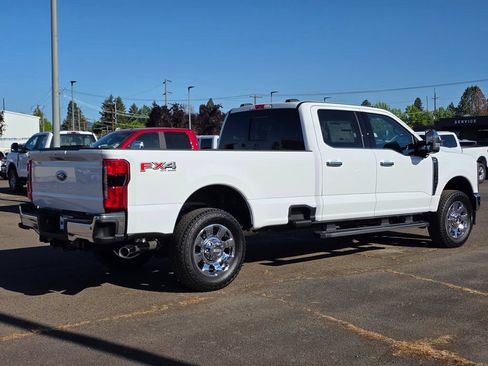 New 2026 Ford F350 Lariat w/ Chrome Package AWD/4WD image 38