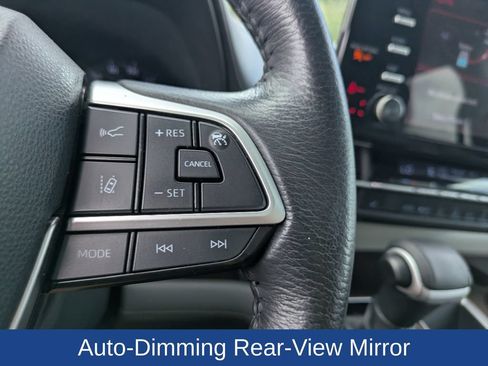 Used 2021 Toyota Sienna XLE AWD/4WD image 27