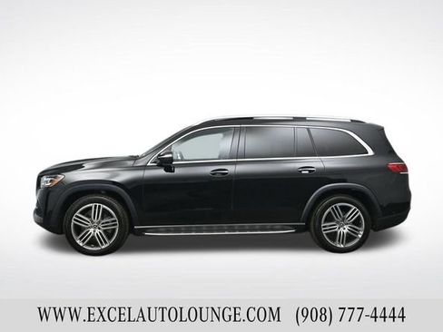 Used 2022 Mercedes-Benz GLS 450 4MATIC image 3