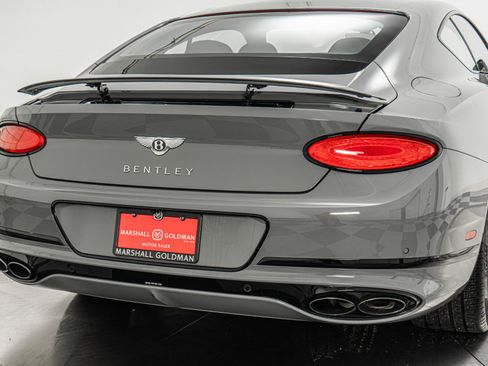 Used 2024 Bentley Continental GT V8 image 42