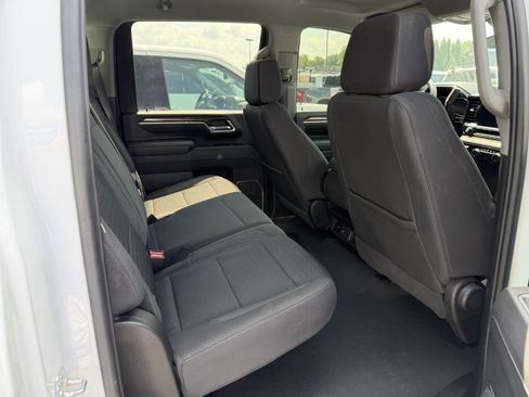 Used 2025 Chevrolet Silverado 2500 LT w/ Convenience Package AWD/4WD image 28