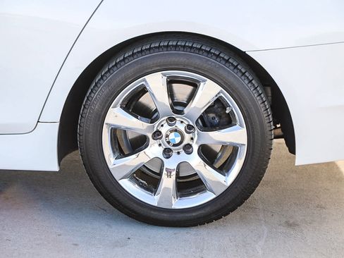 Used 2011 BMW 550i 550i image 11