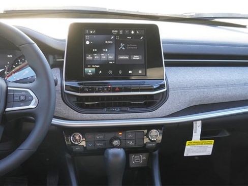 New 2026 Jeep Compass Latitude image 17