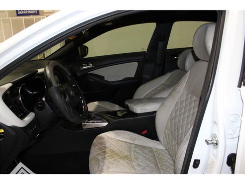 Used 2014 Kia Optima SX image 10