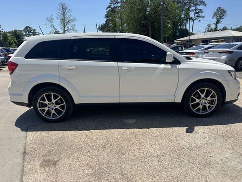 Used 2019 Dodge Journey GT FWD image 4