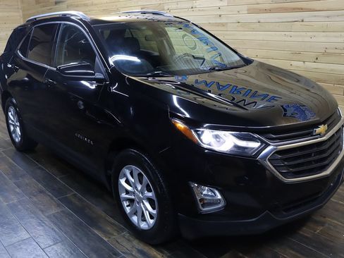 Used 2020 Chevrolet Equinox LT FWD image 2