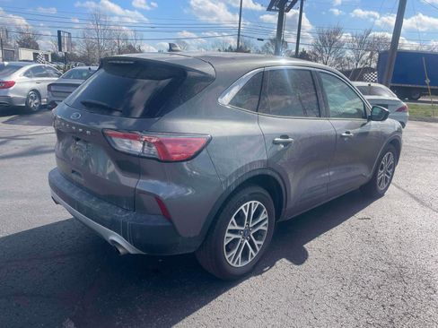 Used 2022 Ford Escape SEL image 4
