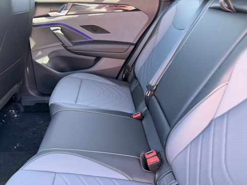 New 2026 Volkswagen Tiguan SE R-Line image 13