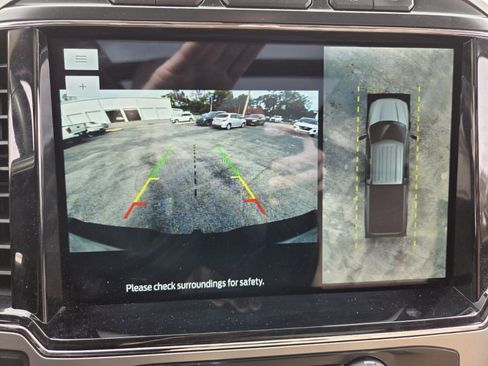 Used 2022 Ford F250 Lariat w/ Lariat Value Package image 25