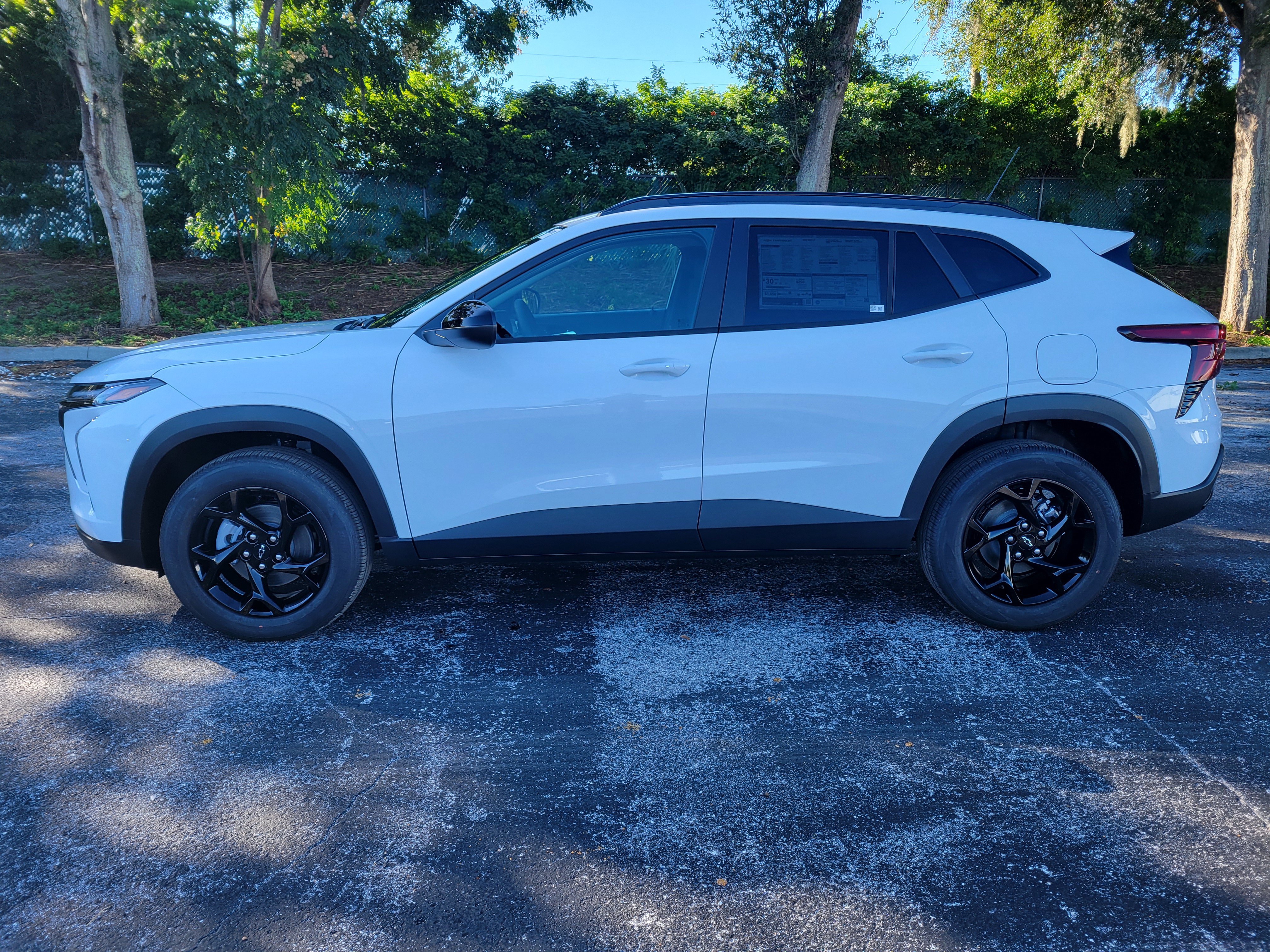 Used 2026 Chevrolet Trax LT w/ Driver Confidence Package FWD image 9
