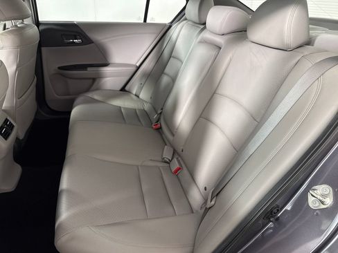 Used 2015 Honda Accord EX-L image 12