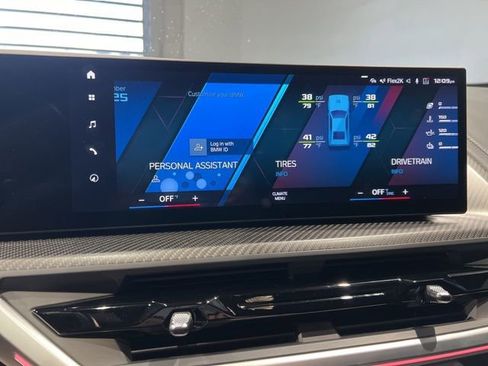 Used 2023 BMW XM image 21