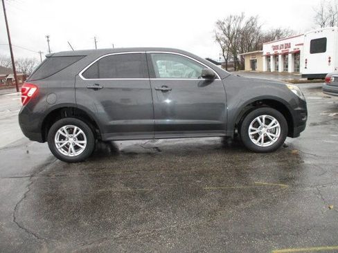 Used 2017 Chevrolet Equinox LS image 7
