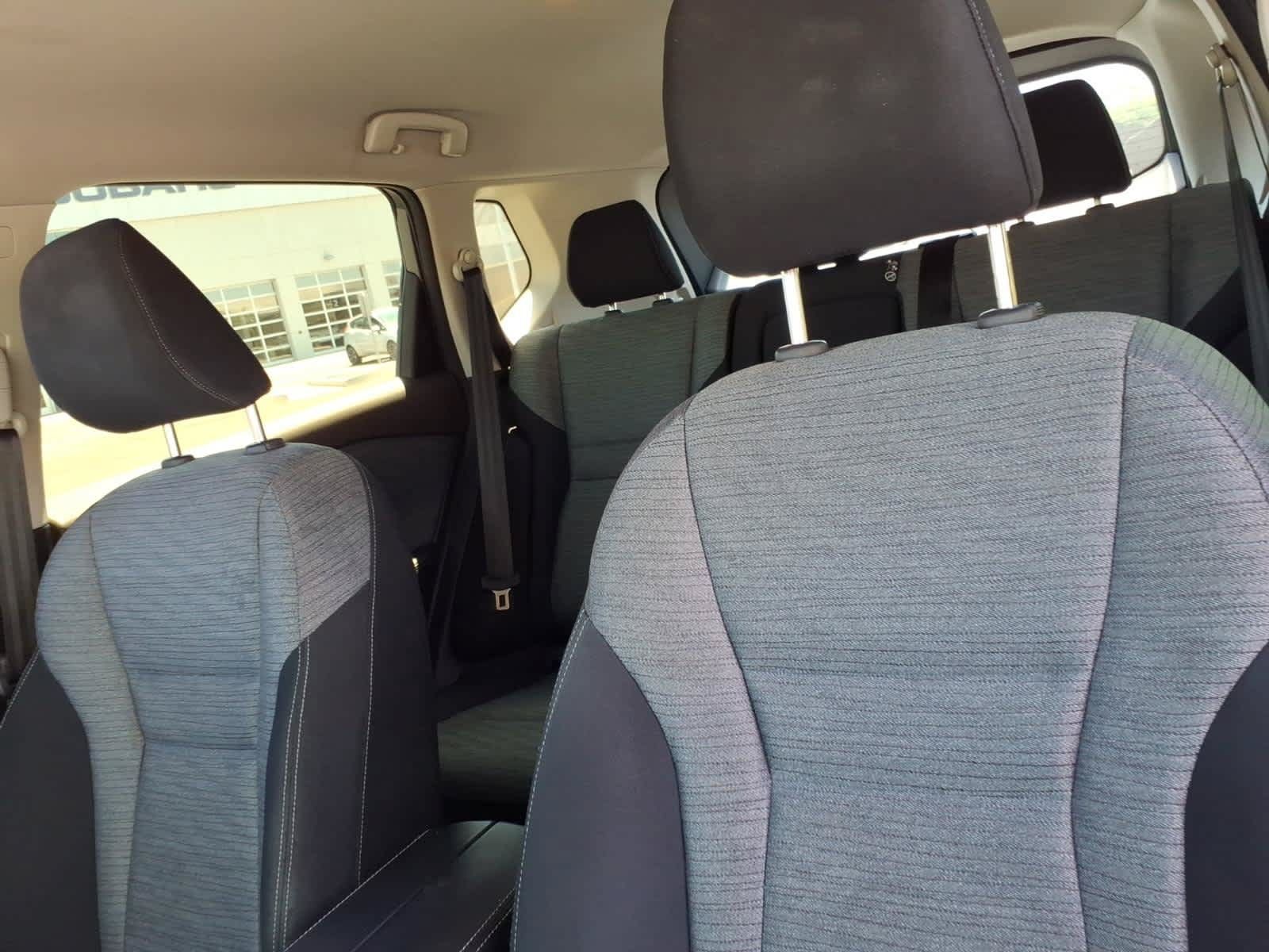 Used 2023 Nissan Rogue SV FWD image 24