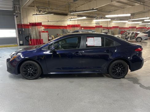 Used 2024 Toyota Corolla LE FWD image 6