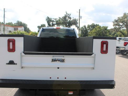 Used 2022 Ford F350 XL w/ Power Equipment Group AWD/4WD image 6