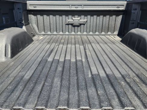 Certified 2025 Chevrolet Silverado 1500 High Country w/ High Country Premium Package AWD/4WD image 32