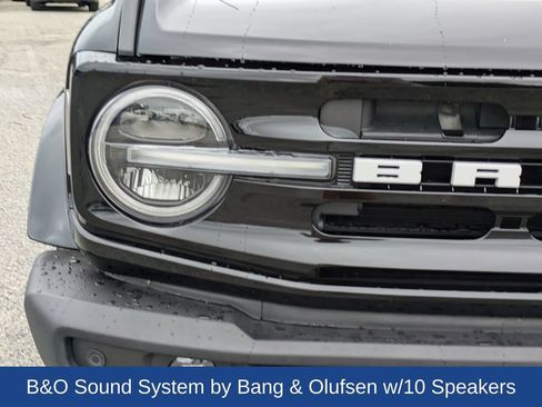 Certified 2023 Ford Bronco Outer Banks AWD/4WD image 10
