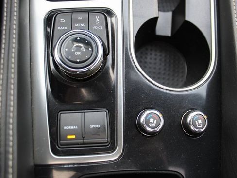 Used 2017 Nissan Maxima Platinum image 22