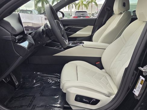 Used 2026 BMW 530i w/ M Sport Package RWD image 10