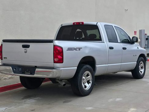 Used 2008 Dodge Ram 1500 Truck ST image 3